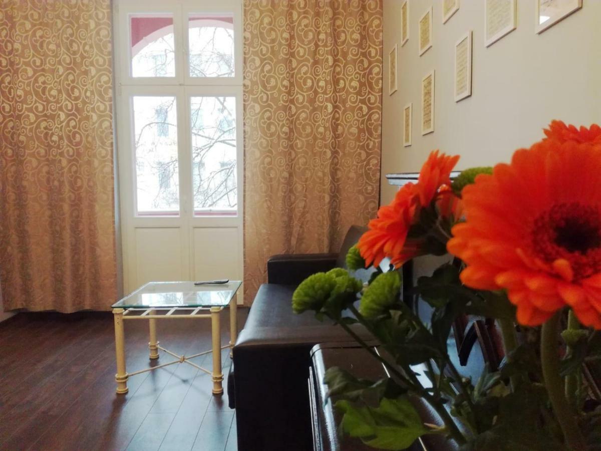 Stylowa Kamienica W Centrum Olštýn Exteriér fotografie