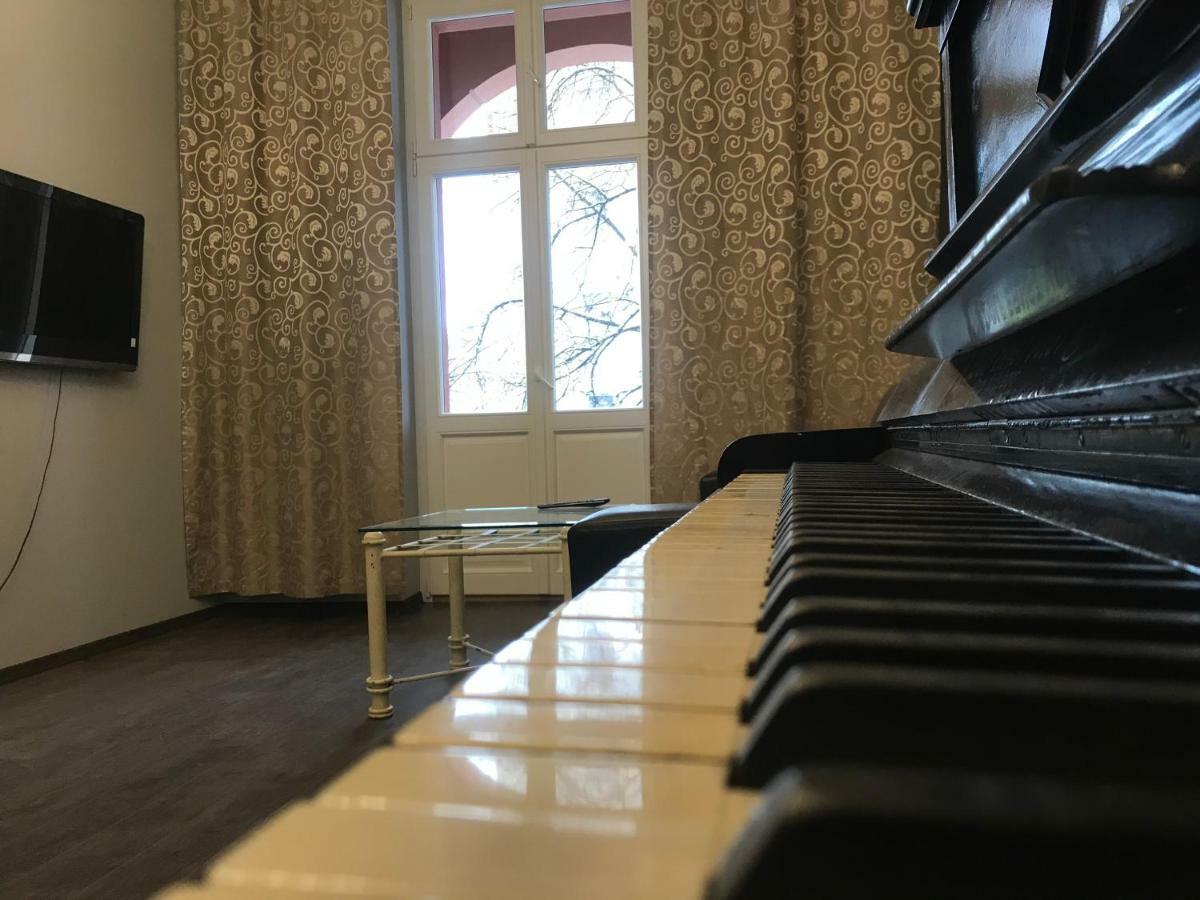Stylowa Kamienica W Centrum Olštýn Exteriér fotografie